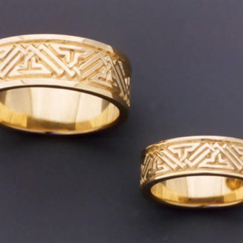 14k Gold Man’s Ring with Arabesque Design
