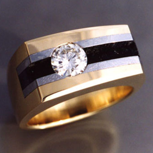 18k gold ring with Diamond, Meteorite and Druse Psilamolene