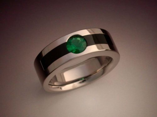 18k White Gold Ring with Emerald & Black Jade