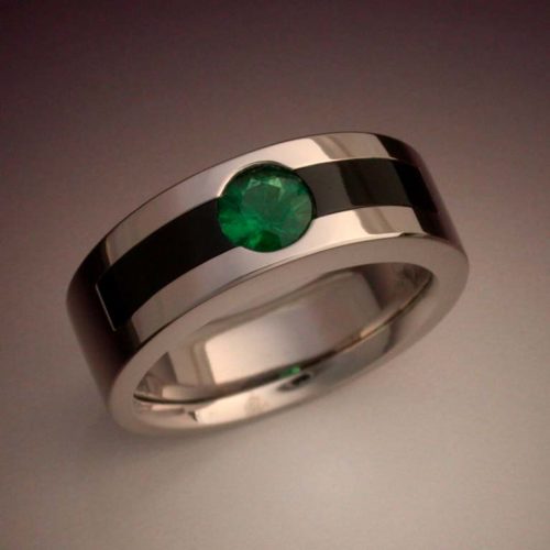 18k White Gold Ring with Emerald & Black Jade