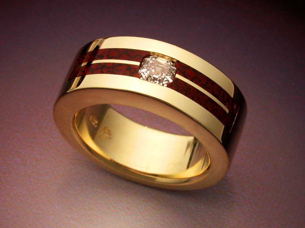 18k Gold Ring With Aascher Cut Diamond & Dinosaur Bone