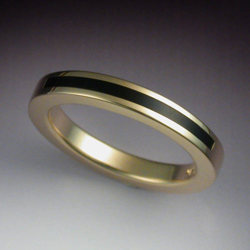 14k Gold & Black Jade Inlaid Ring