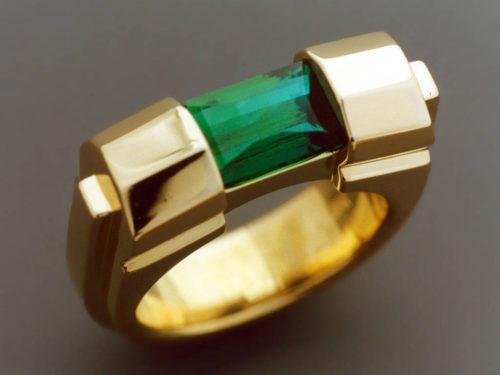 18k Gold Ring with Opposed Bar Cut Tourmaline