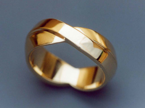 Contemporary Gold Wedding Band