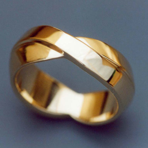 Contemporary Gold Wedding Band