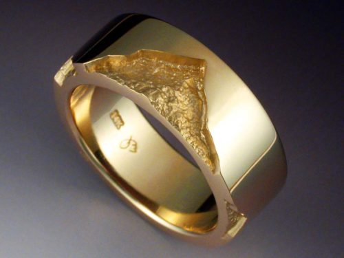 14k Gold Man’s Band with rock texture